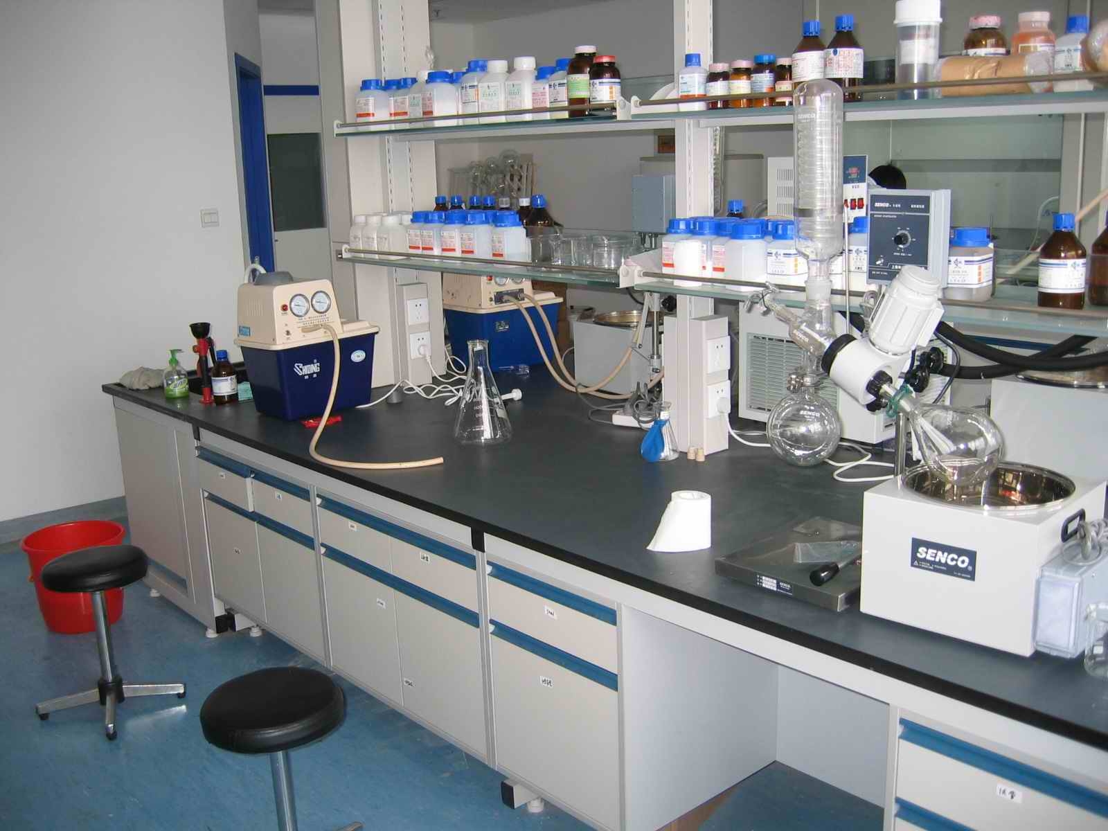 Labo Greman Get Research Chemical Services Today - Bisman Pharma